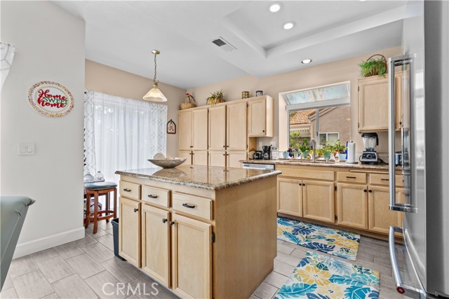 Detail Gallery Image 13 of 51 For 40402 via Siena, Murrieta,  CA 92562 - 3 Beds | 2/1 Baths