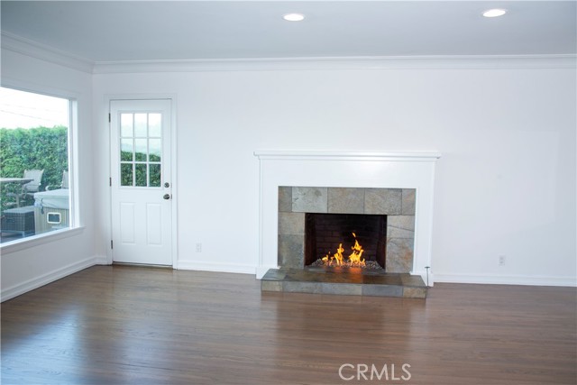 Detail Gallery Image 4 of 48 For 229 via Pasqual, Redondo Beach,  CA 90277 - 4 Beds | 4 Baths