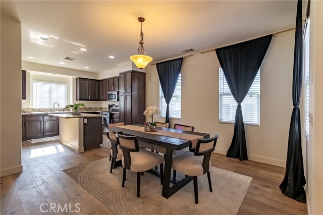 Detail Gallery Image 5 of 31 For 22331 Blue Lupine, Grand Terrace,  CA 92313 - 3 Beds | 2/1 Baths