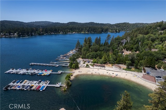 Detail Gallery Image 20 of 26 For 1275 Golden Rule Ln, Lake Arrowhead,  CA 92352 - 4 Beds | 2 Baths