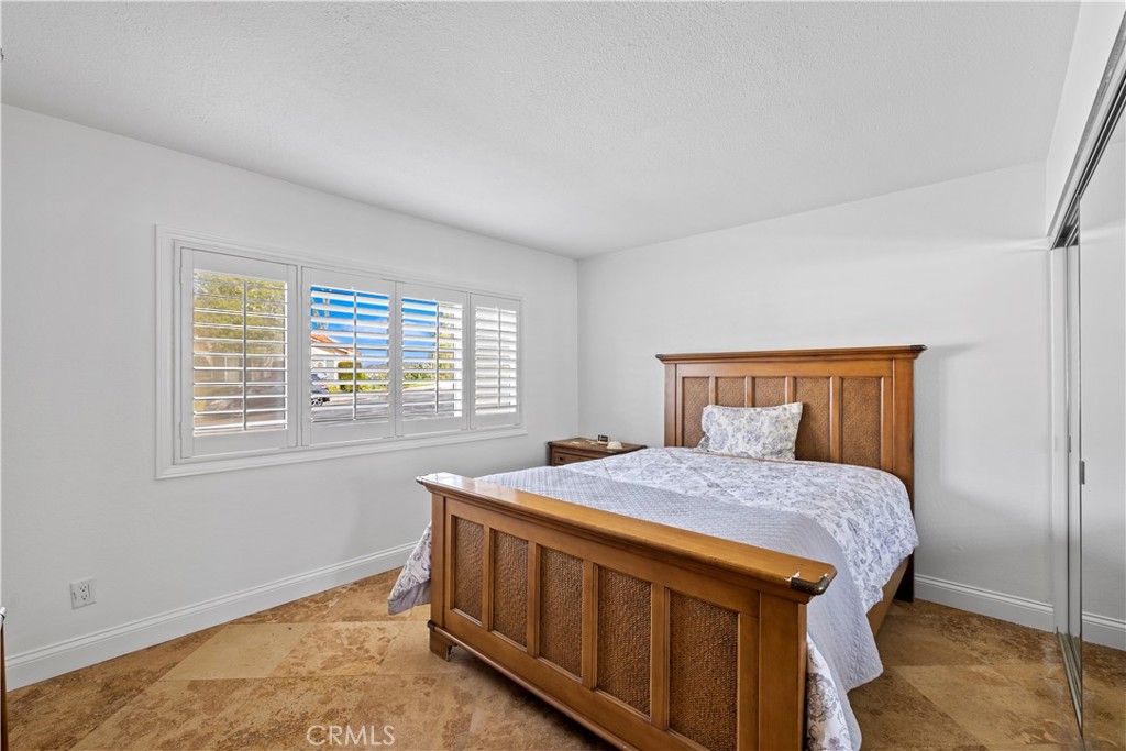 MLS #OC25257462 image #13