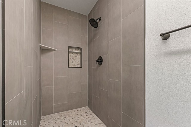 112 Acacia Avenue, Oroville CA: https://media.crmls.org/medias/952be077-9369-42dc-837c-a739261f4004.jpg