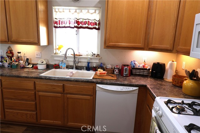 Detail Gallery Image 11 of 62 For 1890 North, Corning,  CA 96021 - 3 Beds | 2 Baths