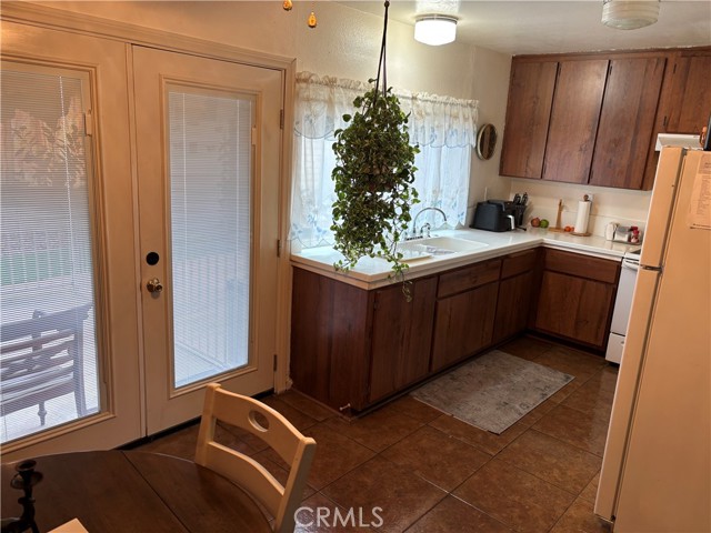 1065 Bascomb, Riverside CA: https://media.crmls.org/medias/952c5870-c992-49ab-bd27-eb46f53b47b3.jpg