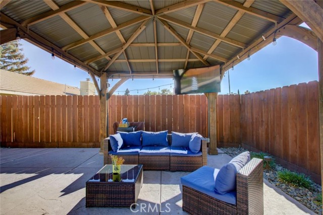 20443 Songbird Way, Hilmar CA: https://media.crmls.org/medias/952c5962-9395-4dca-a903-ecbc7298afdd.jpg