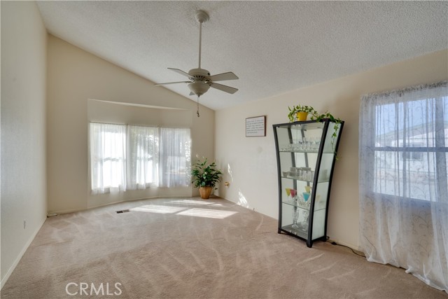 Detail Gallery Image 7 of 40 For 22241 Nisqually Rd #139,  Apple Valley,  CA 92308 - 3 Beds | 2 Baths