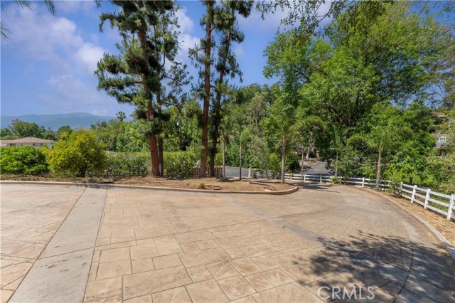 Image 56 of 67 For 950 Spring Meadow Drive