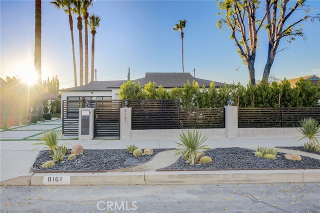 Detail Gallery Image 19 of 66 For 8161 Encino Ave, Northridge,  CA 91325 - 4 Beds | 3 Baths
