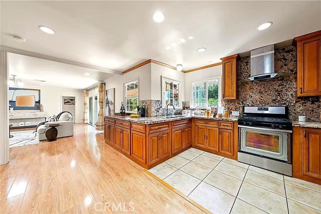 50 West Woodruff Avenue photo 13