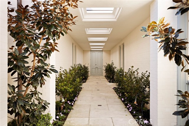 Image 35 of 42 For 2116 Balboa Boulevard