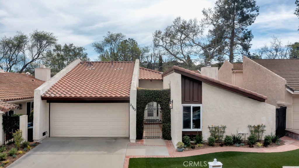 2362 Leeward Circle