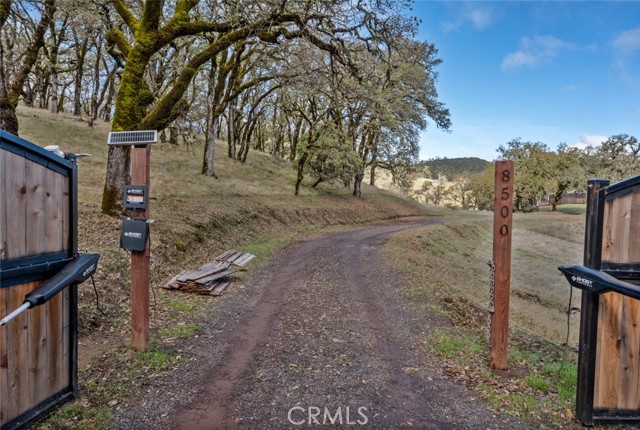 Detail Gallery Image 12 of 18 For 8500 Black Bart, Redwood Valley,  CA 95470 - 4 Beds | 2 Baths