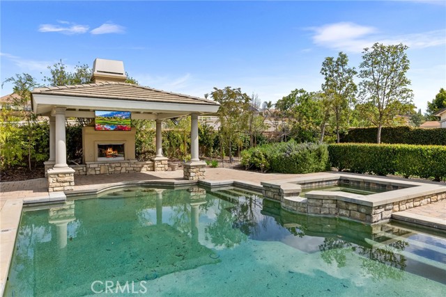 19103 Green Oaks Road, Yorba Linda CA: https://media.crmls.org/medias/952e1415-5ddd-49e0-bef1-04874ca32e8d.jpg