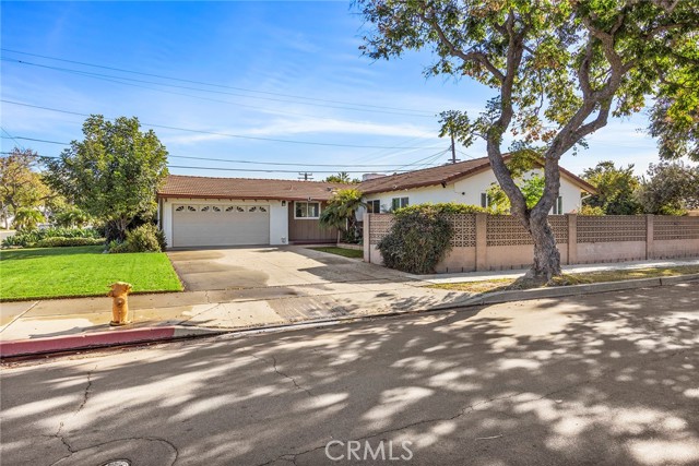 Image 3 for 2130 W Crone Ave, Anaheim, CA 92804