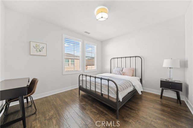 9 Compass Court, Aliso Viejo CA: https://media.crmls.org/medias/95304691-e3a2-4ed9-9c85-c4739badd212.jpg