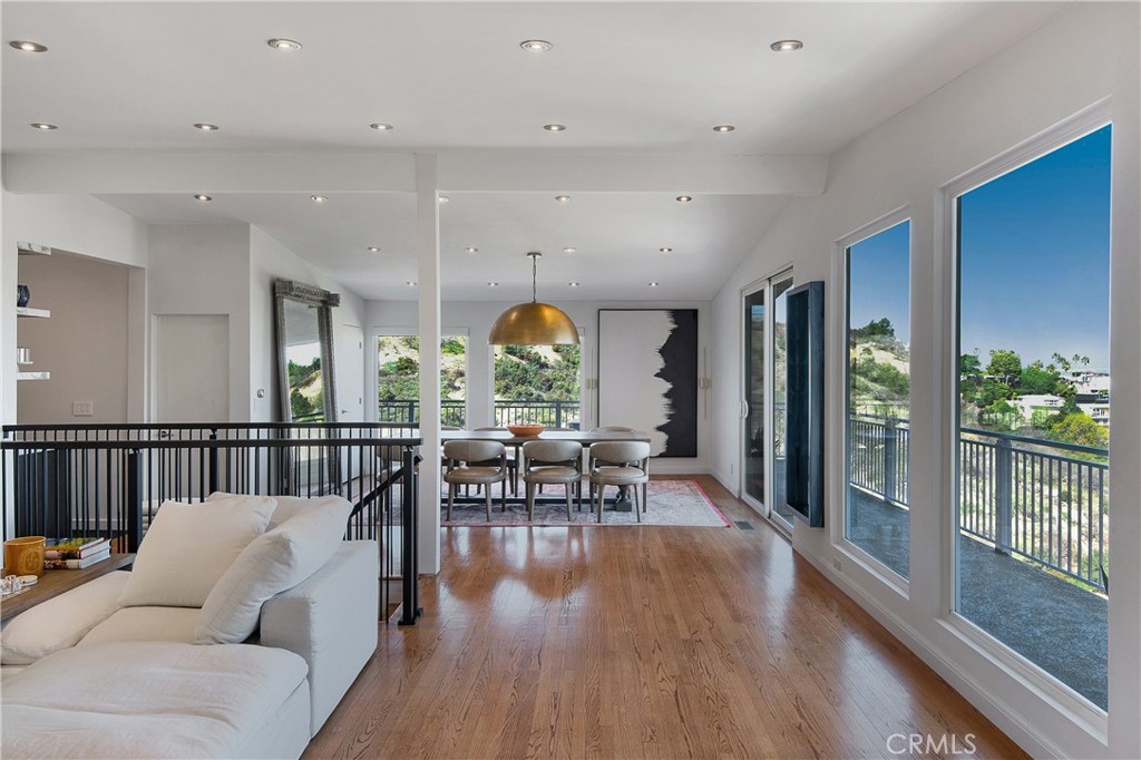 3721 Glenridge DriveSherman Oaks img 33