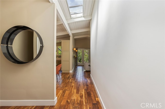 Detail Gallery Image 6 of 60 For 11922 Sunshine Ter, Studio City,  CA 91604 - 3 Beds | 2 Baths