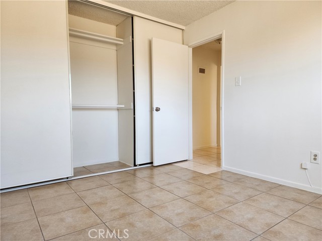 Image 36 of 38 For 9116 Palm Street