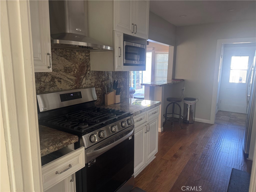 12921 Dickens StreetStudio City img 16
