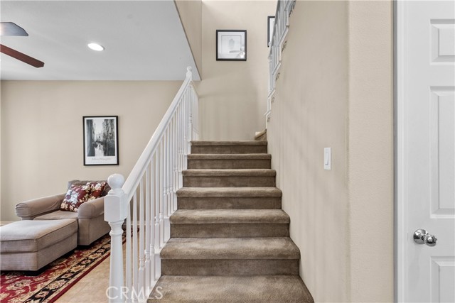 29266 Mission Trail Lane, Valencia CA: https://media.crmls.org/medias/9532059b-b32d-4ade-adb7-572acd9b2a15.jpg