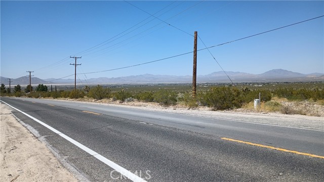 Detail Gallery Image 1 of 10 For 0 Ca-18, Lucerne Valley,  CA 92356 - – Beds | – Baths