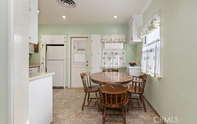 Detail Gallery Image 10 of 35 For 4667 N E, San Bernardino,  CA 92407 - 2 Beds | 1 Baths