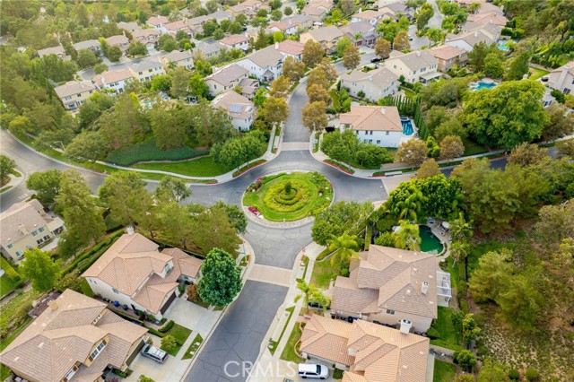 27 Silver Forest Court, Azusa CA: https://media.crmls.org/medias/95345de0-8873-4c47-9072-db534a36020b.jpg