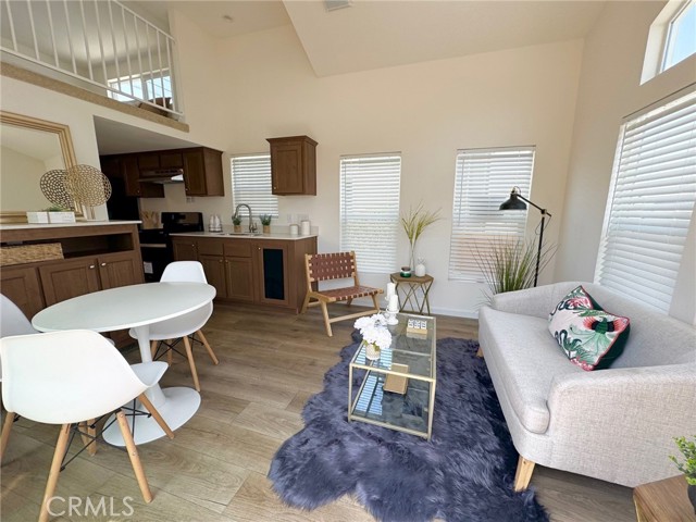 Detail Gallery Image 6 of 28 For 2548 Peck Rd #9,  Monrovia,  CA 91016 - 1 Beds | 1 Baths