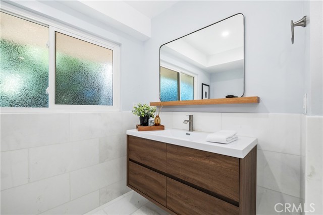 Detail Gallery Image 22 of 48 For 2120 Yucca, Fullerton,  CA 92835 - 4 Beds | 4 Baths