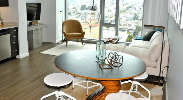 Detail Gallery Image 10 of 75 For 100 Van Ness Ave #2805,  San Francisco,  CA 94102 - 0 Beds | 1 Baths