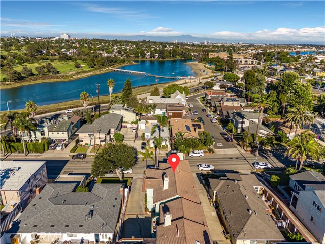 383 Park Avenue, Long Beach CA: https://media.crmls.org/medias/95375187-81b8-4b2d-8bd4-14b72bb38adb.jpg