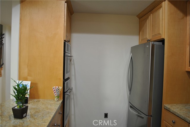 Detail Gallery Image 5 of 25 For 985 N Michillinda Ave #210,  Pasadena,  CA 91107 - 2 Beds | 2/1 Baths