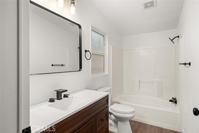 Detail Gallery Image 18 of 31 For 3541 via Medio, Chico,  CA 95973 - 3 Beds | 2 Baths
