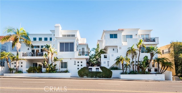 712 Manhattan Beach Boulevard, Manhattan Beach, California 90266, 3 Bedrooms Bedrooms, ,3 BathroomsBathrooms,Residential,Sold,Manhattan Beach,SB17051799