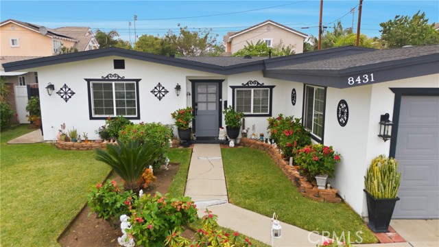 Detail Gallery Image 3 of 32 For 8431 Morrill Ave, Whittier,  CA 90606 - 4 Beds | 2 Baths