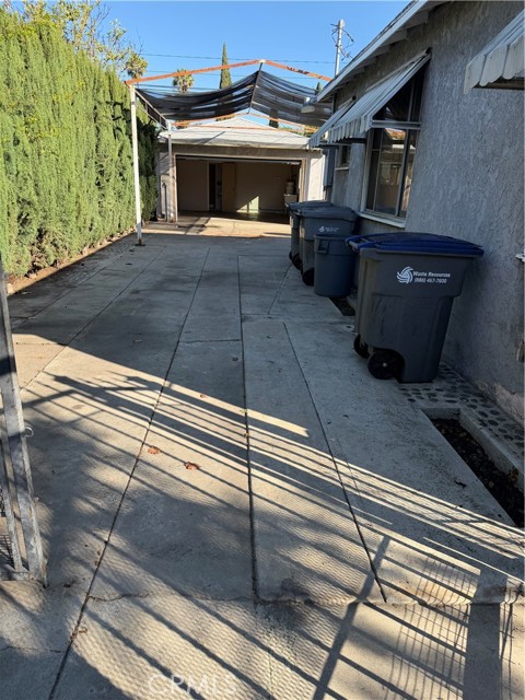 Detail Gallery Image 2 of 20 For 4087 Abbott, Lynwood,  CA 90262 - 2 Beds | 1 Baths