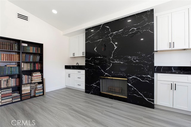 20128 Cavern Court, Saugus CA: https://media.crmls.org/medias/953c1b58-c0fa-47c0-8ebe-90b94c0041e1.jpg