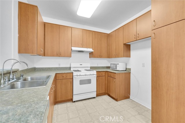 Detail Gallery Image 10 of 27 For 835 Francesca Dr #103,  Walnut,  CA 91789 - 2 Beds | 2 Baths