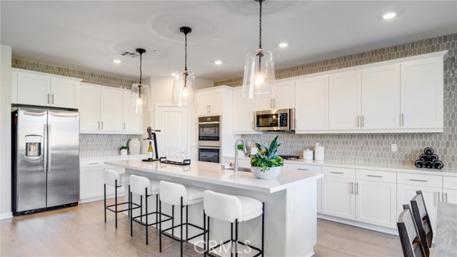 29296 Mission Road, Loma Linda CA: https://media.crmls.org/medias/953c8cd1-1400-4b59-bfd9-eb495bbbfbb3.jpg