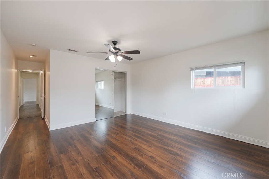 MLS #OC25244856 image #11