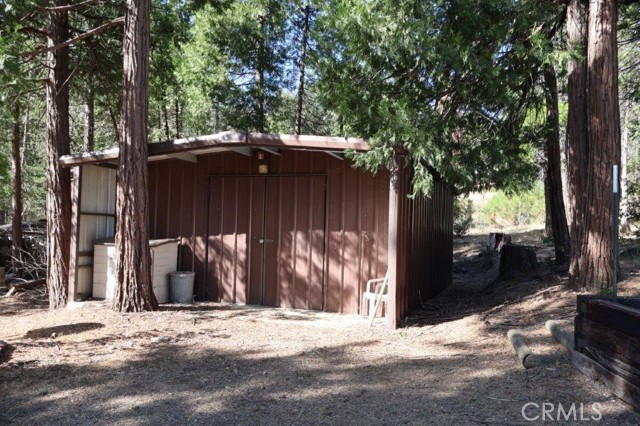 Detail Gallery Image 4 of 26 For 6901 Double Eagle Rd, Mariposa,  CA 95338 - 3 Beds | 2 Baths