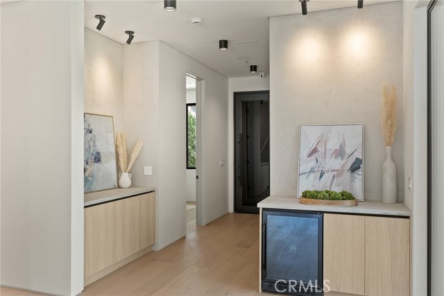 Detail Gallery Image 22 of 75 For 14738 Otsego St, Sherman Oaks,  CA 91403 - 5 Beds | 5/1 Baths