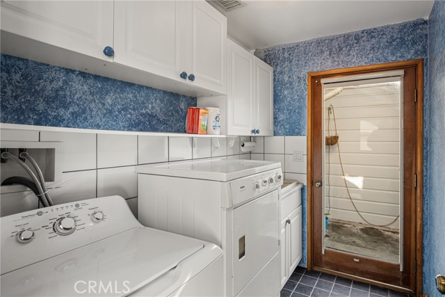 273 N Cleveland Street, Orange CA: https://media.crmls.org/medias/95426f40-cd63-4ddf-afe2-14fc0e6bd3d1.jpg