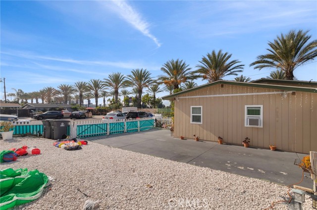 Detail Gallery Image 3 of 25 For 12501 Willowood, Garden Grove,  CA 92840 - 3 Beds | 1 Baths