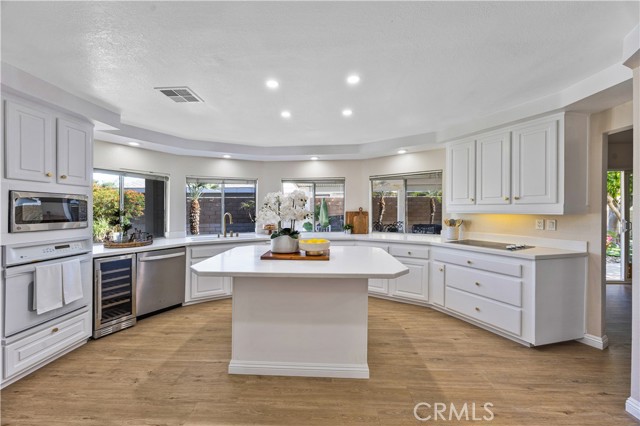 Front Image Thumbnail for CRDW25159485