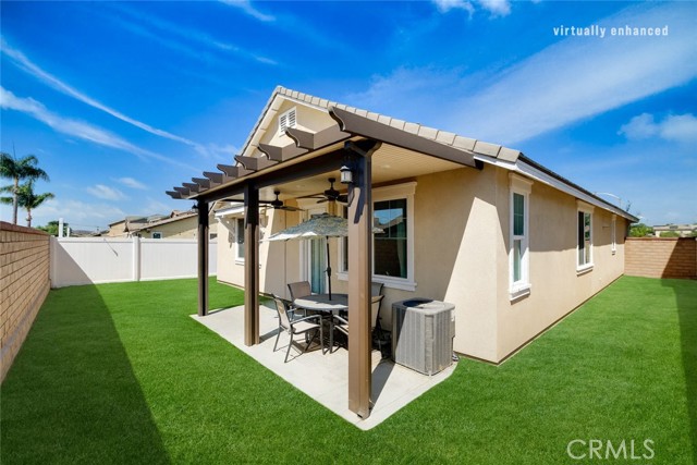 Detail Gallery Image 5 of 14 For 30535 Ridgely Way, Menifee,  CA 92584 - 4 Beds | 2 Baths