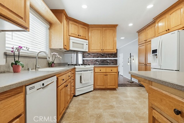 Image 23 of 75 For 5346 Flagstone Street