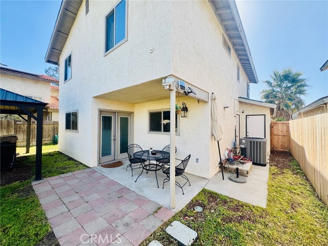 Detail Gallery Image 26 of 28 For 5308 Eastridge Ct, Bakersfield,  CA 93306 - 3 Beds | 2/1 Baths