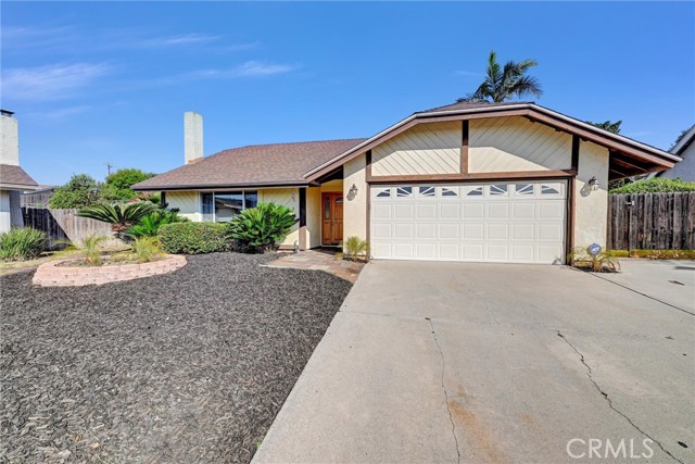 Listing Details for 910 Rodeo Queen Drive, Fallbrook, CA 92028