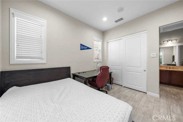 Detail Gallery Image 19 of 40 For 19 Hollyhock, Lake Forest,  CA 92630 - 5 Beds | 5/1 Baths